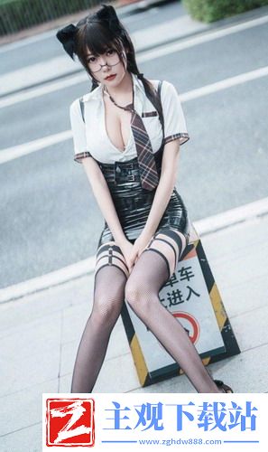 一面膜胸口一面膜下从嘴到胸：精致护理，追求极致护肤体验！