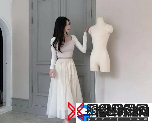 美国大片ppt免费少女题材引发热议，网友：少女们的梦想与挑战交织在光影之中！