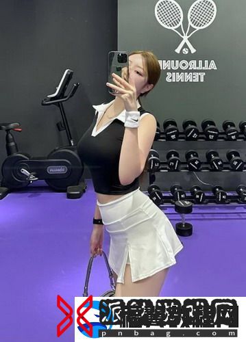 躁老太老太騷BBBB的疯狂舞动：感受情感的浪潮！