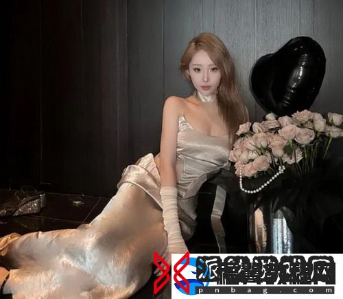 草莓香蕉菠萝蜜丝瓜怎么做：唤醒你味蕾的绝妙组合！