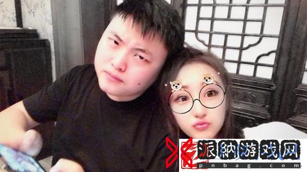 虎牙主播uzi官宣当爸未婚妻晒b超照