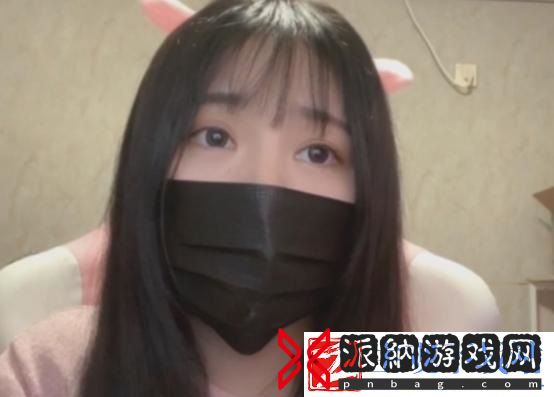 斗鱼女主播一条小团团误成“背锅侠”-推广手游导致服务器崩溃！