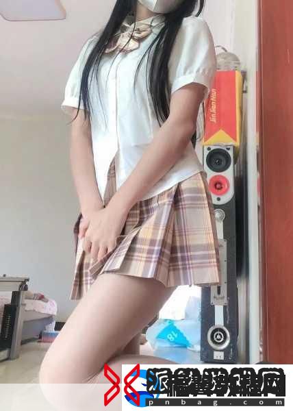 JK开襟乳液狂飙：1.-JK开襟乳液狂飙：打造青春无瑕肌肤的秘密武器