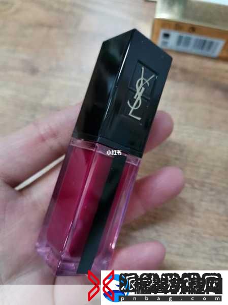 YSL水蜜桃色9T9T-1.-＂YSL水蜜桃色9T9T：唇妆中的夏日甜美