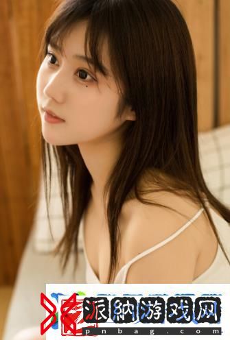 一女多男3根一起进去描述摇曳生姿
