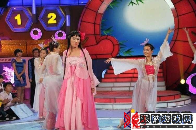 三人混战猜灯谜闹元宵